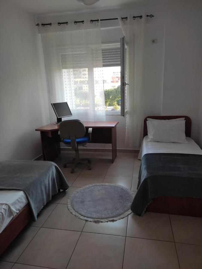 Comfy City Center Apartment Shkodër Eksteriør billede