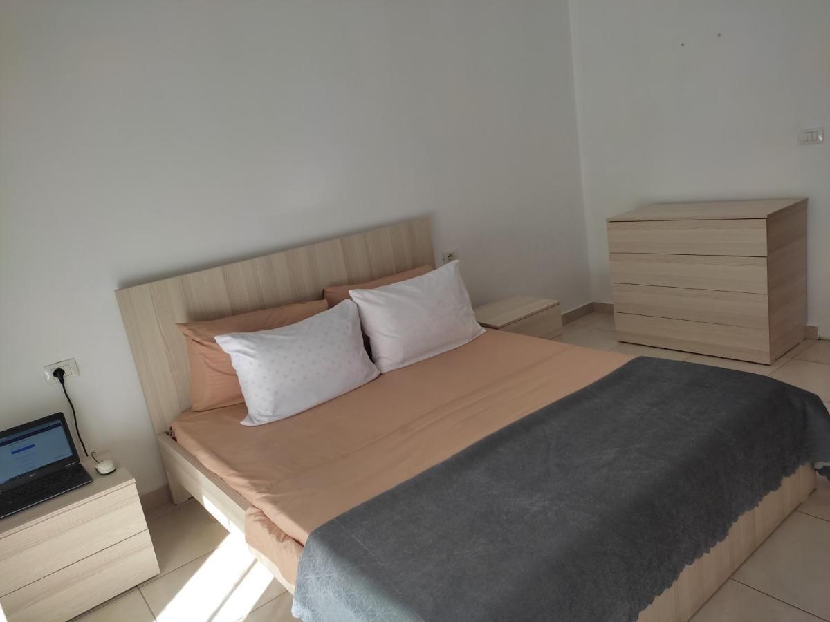 Comfy City Center Apartment Shkodër Eksteriør billede