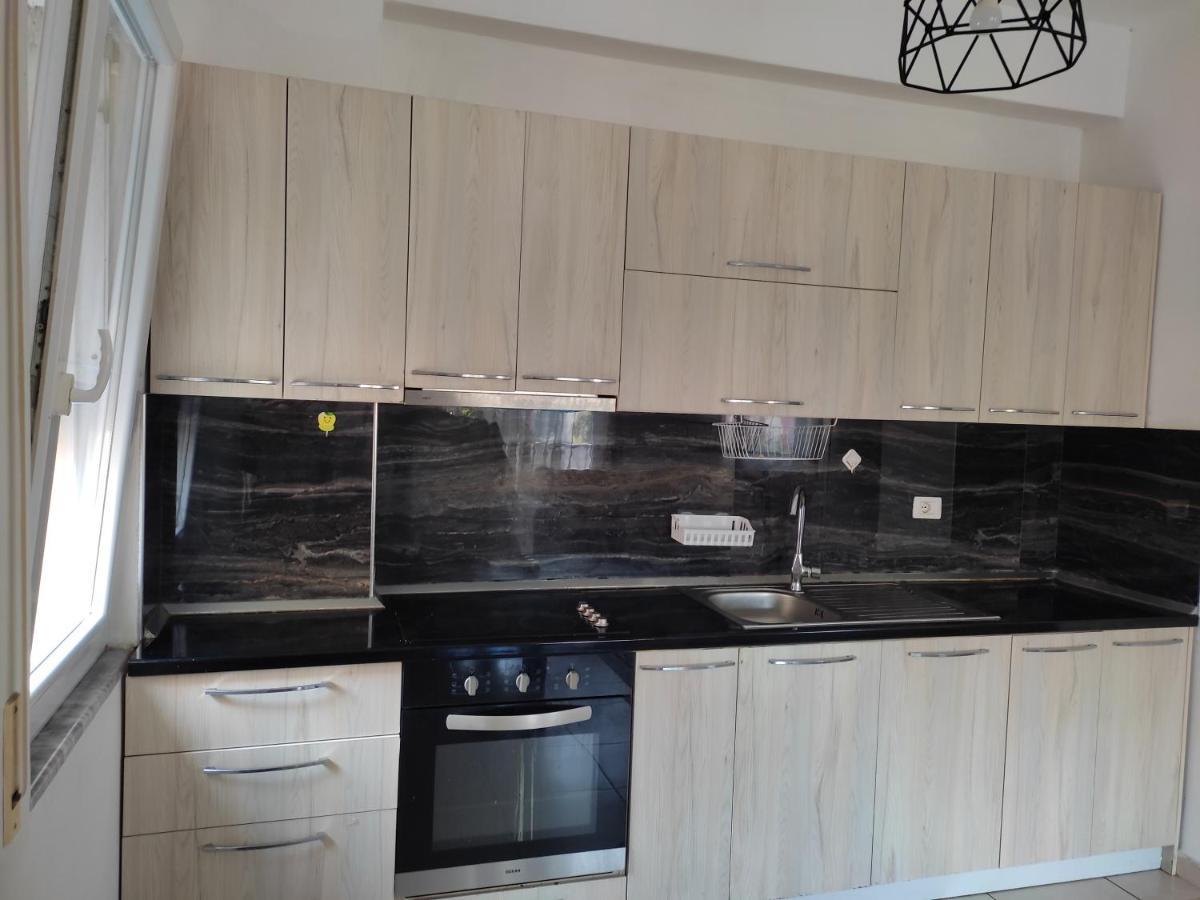 Comfy City Center Apartment Shkodër Eksteriør billede